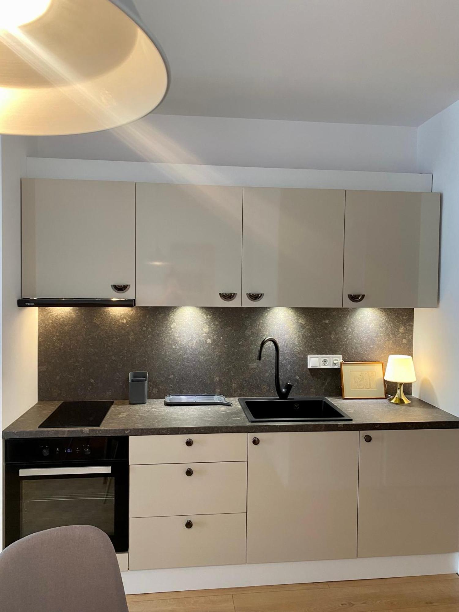 Mycampus Unwe Studentski Mountain Views Modern Kitchen Equipment Sofya Dış mekan fotoğraf
