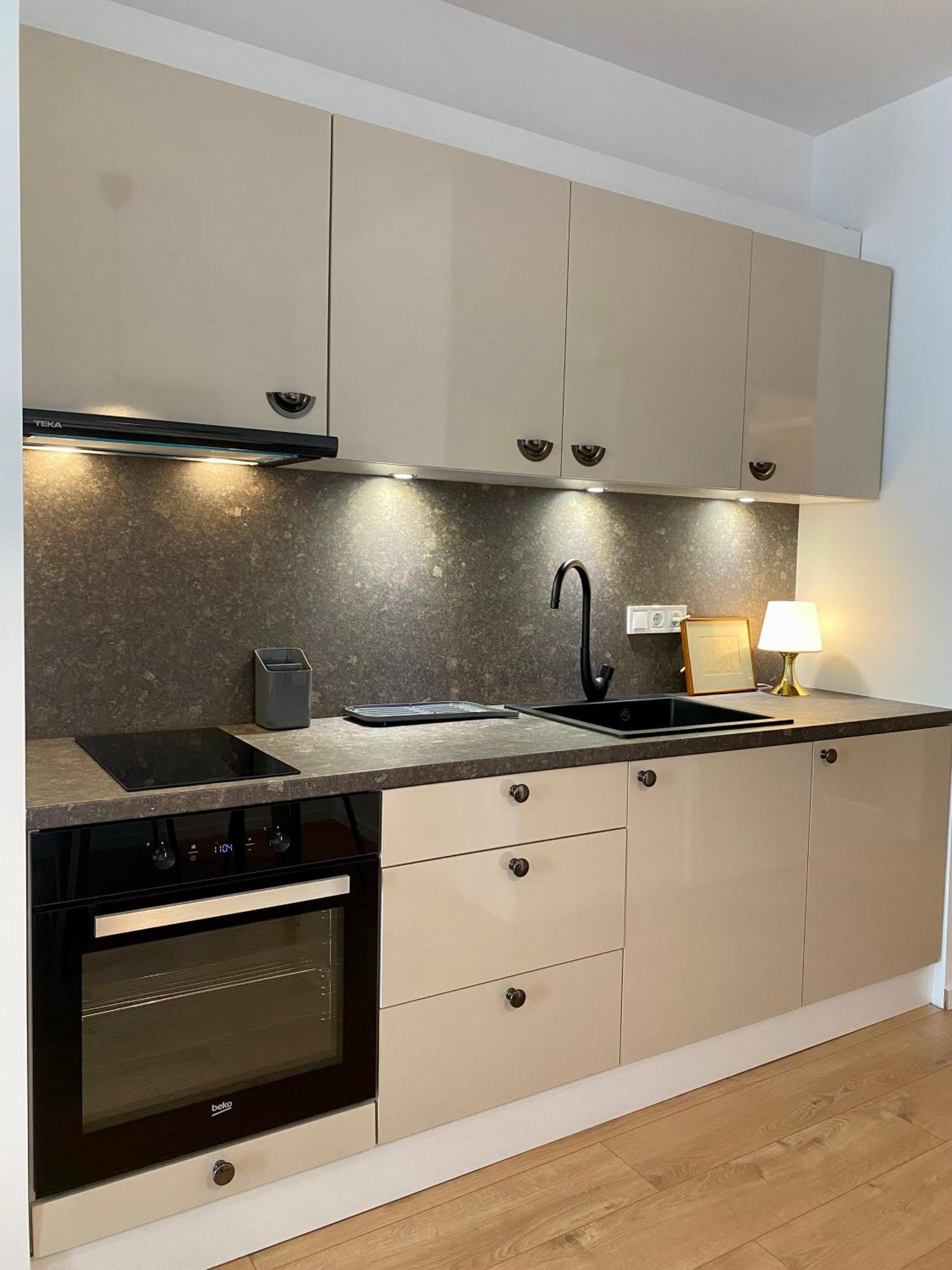 Mycampus Unwe Studentski Mountain Views Modern Kitchen Equipment Sofya Dış mekan fotoğraf